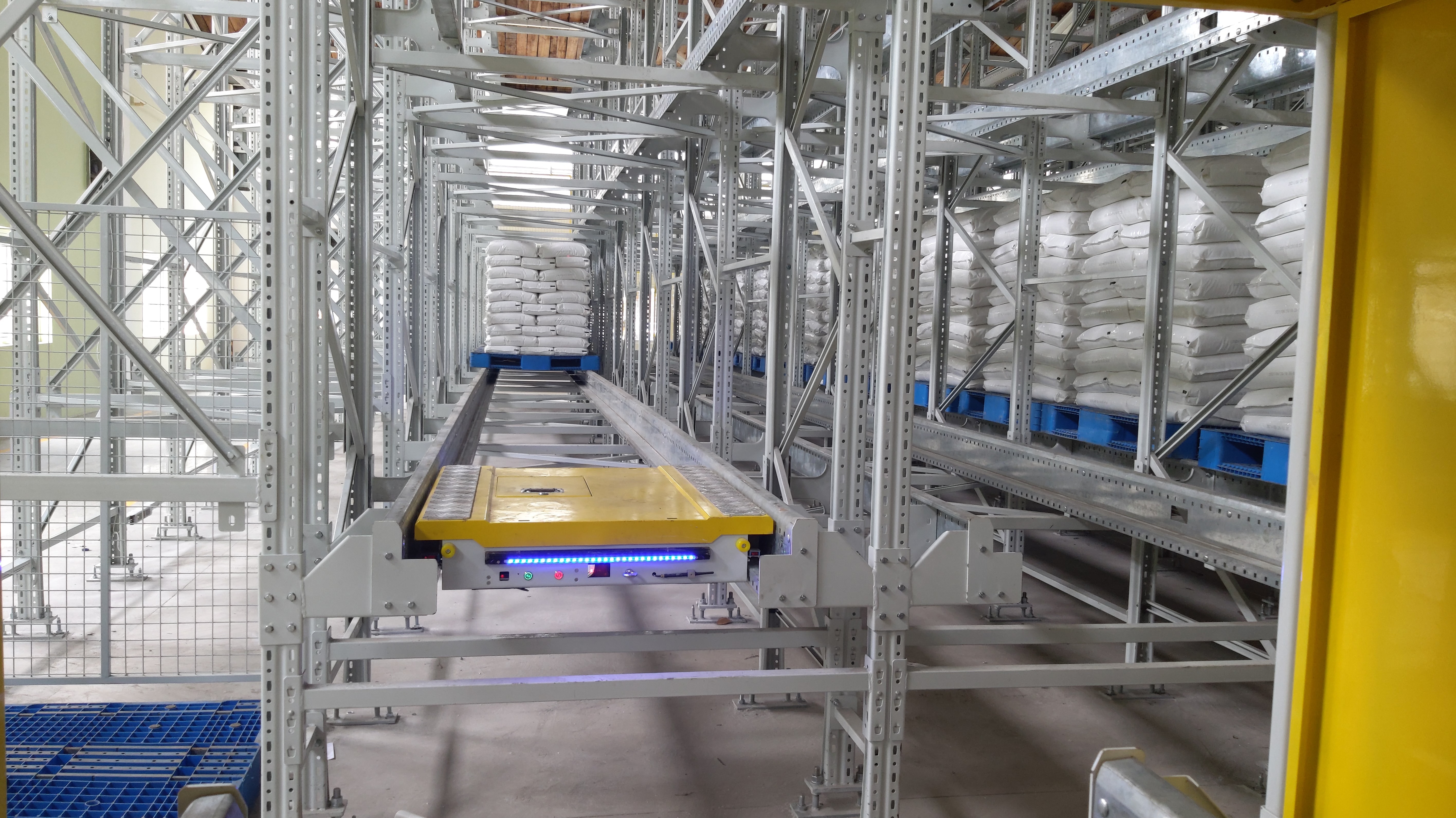 四向穿梭車如何助力企業突破物流瓶頸