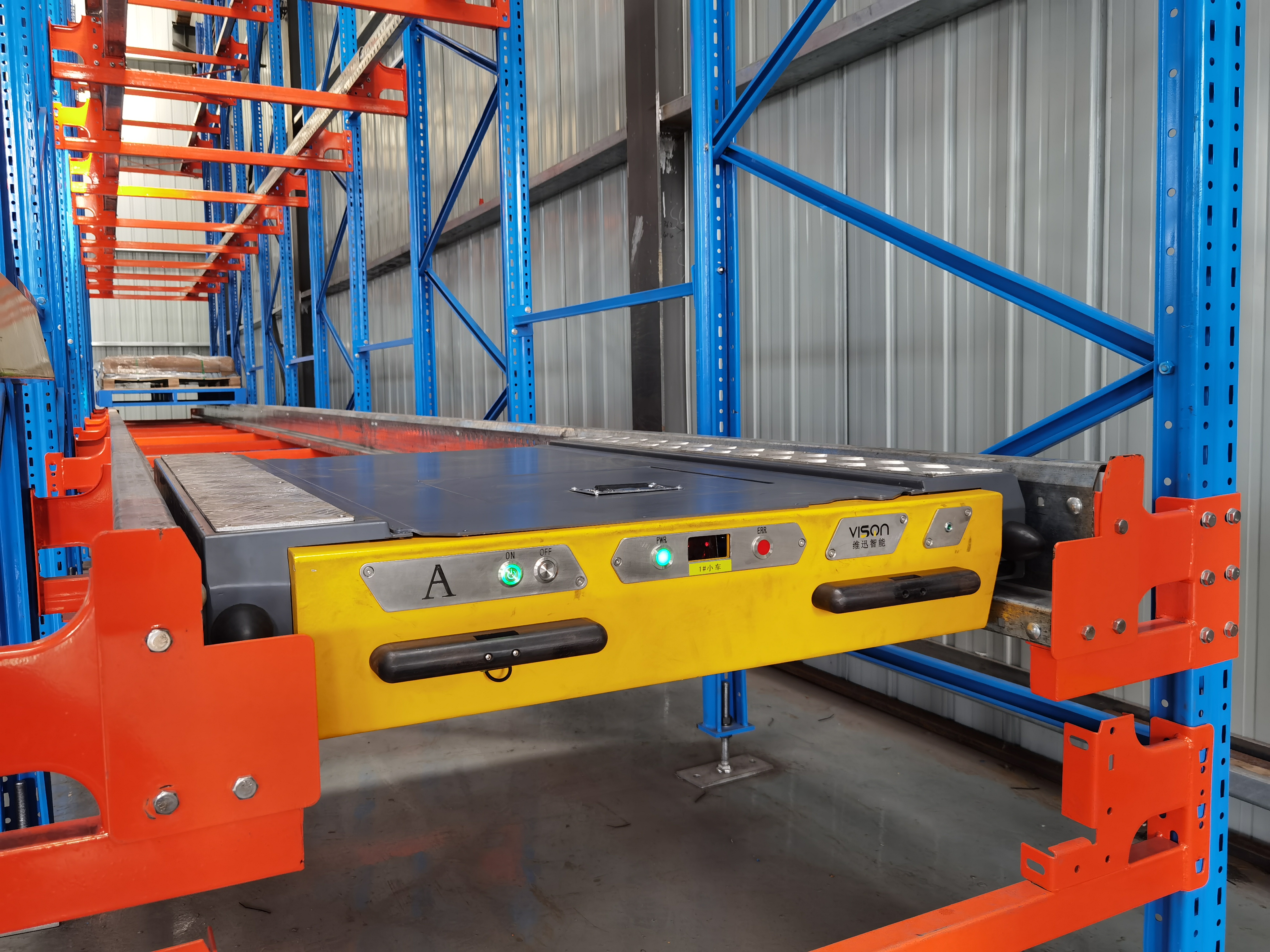 普通倉庫能否用穿梭車?看完這篇你就懂了