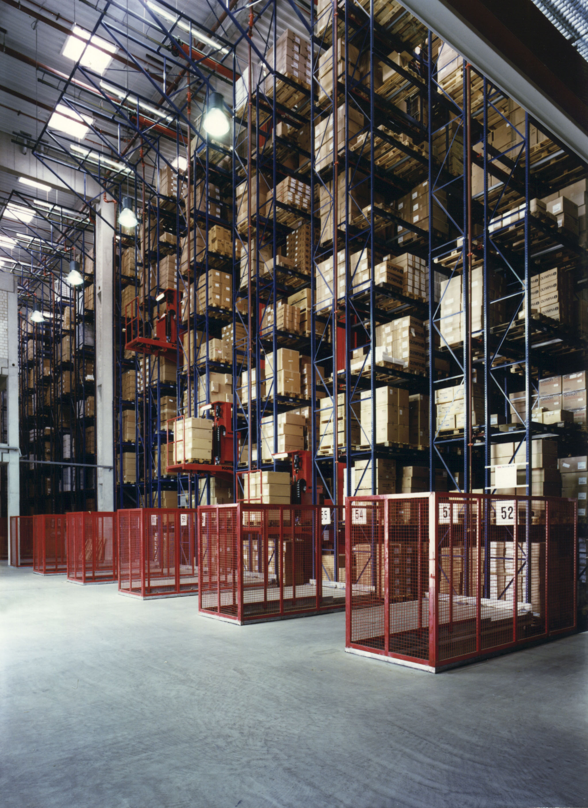 智能立體倉庫:解鎖倉儲(chǔ) “空間 + 效率” 雙重革命