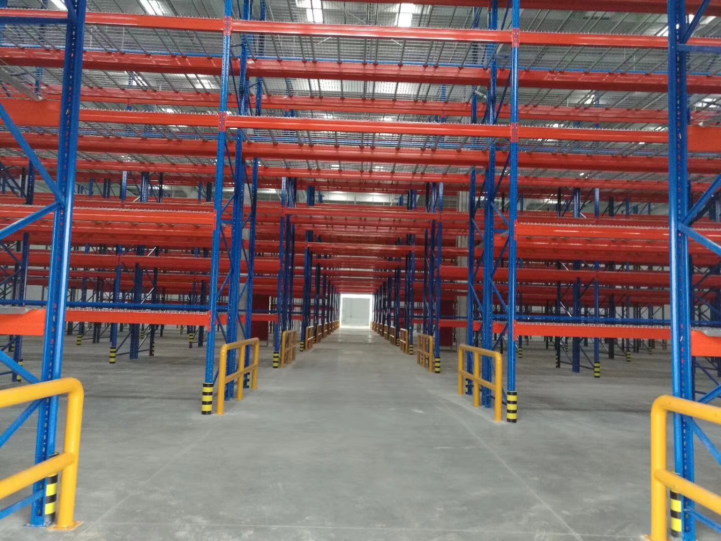 橫梁式立體倉庫:不止省空間,更讓倉儲(chǔ)效率 “跑” 起來